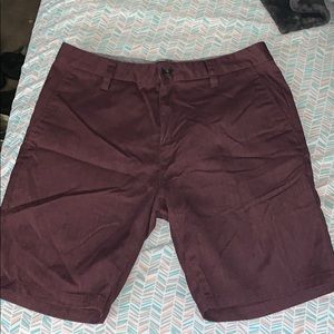 (Blue Crown) (Maroon) size 32 shorts